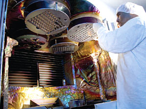 OptoSigmaChamber.jpg