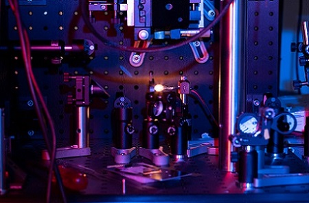 The CRIMSON project aims to develop a laser-based coherent Raman scattering microscope. Courtesy of Politecnico di Milano. 