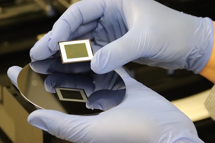 Dual sided solar cells capture reflected and direct sunlight simultaneously. Courtesy of ANU.