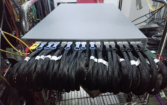 H3C’s large-scale 800GE test using the Spirent TestCenter 800G B2 Appliance. Courtesy of H3C.