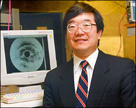 High-Speed Laser System Takes Crisp, 3-D Retinal Images