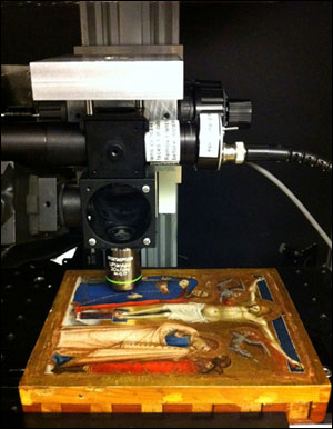 The pump-probe laser being used at Duke on “Crucifixion” by Puccio Capanna.
