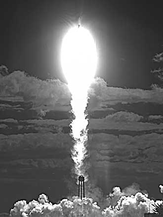 Image of Antares/Cygnus liftoff Sept. 18, 2013