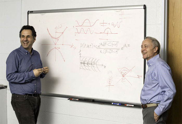 Professors Miguel Alonso (l) and Kevin Parker (r), University of Rochester.