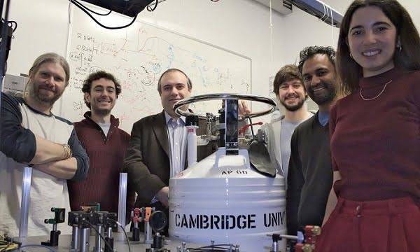Controlled creation of quantum emitter arrays, University of Cambridge research team.