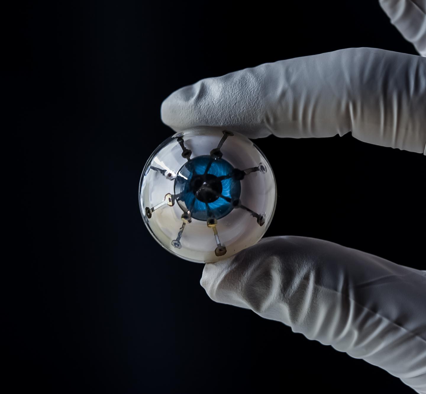 3D-Printed Photodetectors on Curved Surface Could be Basis for 'Bionic Eye'