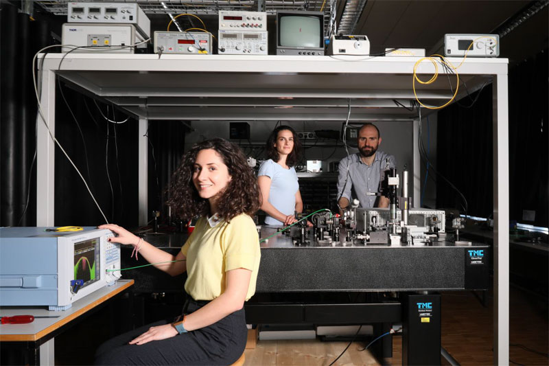 Compact Laser Detects Greenhouse Gases Using Mid-IR Source