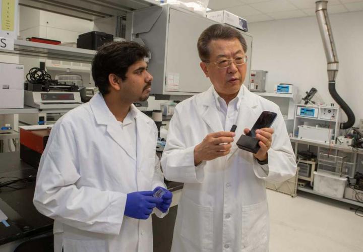 Smartphone-Based System Tests for Infectious Diseases, Sends Results to Doctor