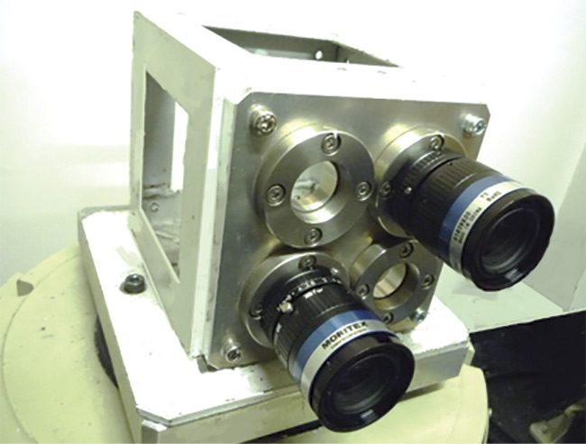  A maximum vibration test bench setup (above). A comparison of the modulation transfer function before (left) and after (right) high-vibration operation. lp: line pairs. Courtesy of MORITEX North America.