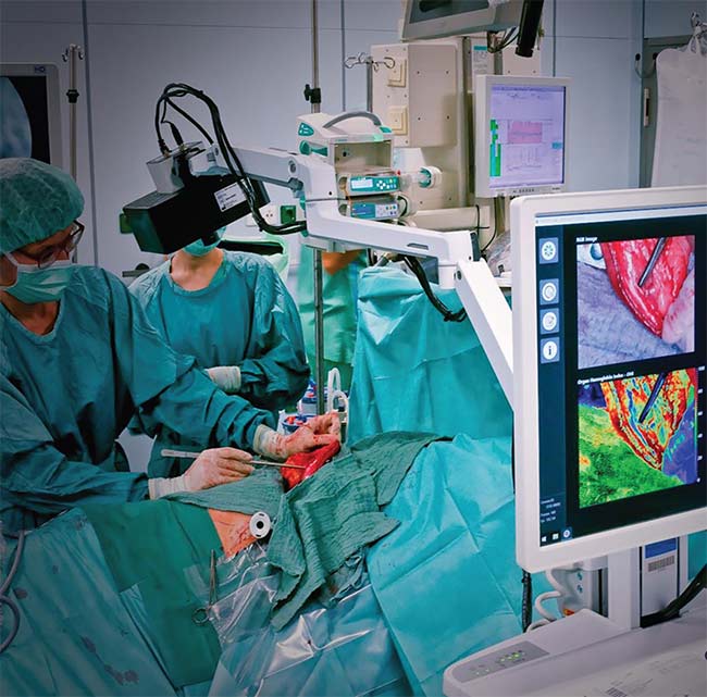 Figure 3. The MALYNA system incorporates medical spectral imaging into a new type of endoscopic camera. Courtesy of Diaspective Vision.