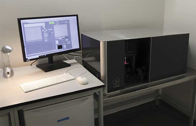 Figure 3. The high-throughput Raman setup at the University Hospital Jena. Courtesy of Leibniz Institute of Photonic Technology.