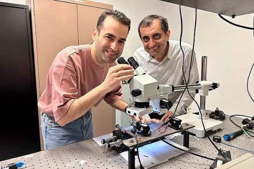 UCF CREOL researchers Ehsan Ordouie and professor Sasan Fathpour have developed new technology to improve optical communication. Courtesy of UC/CREOL.