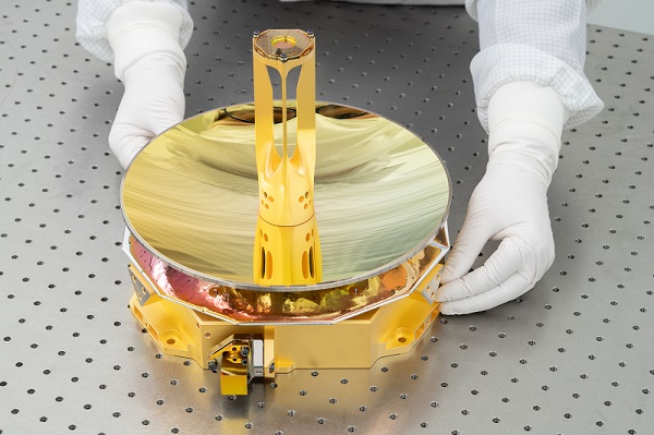 The mirror telescope for the laser altimeter GALA was developed by Fraunhofer IOF researchers for the JUICE space mission. Courtesy of Fraunhofer IOF.