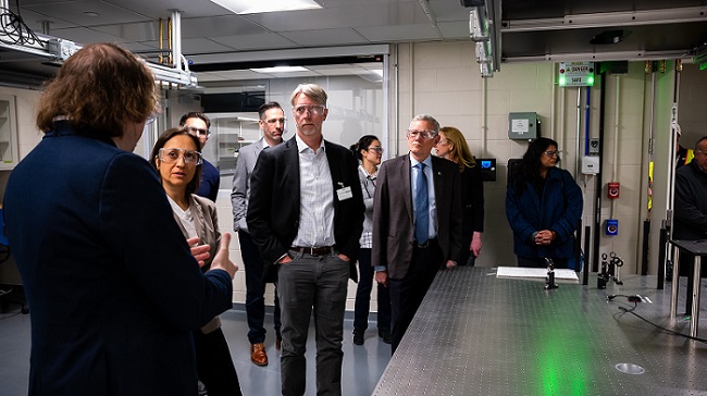 Argonne scientist Joe Heremans gives a tour of the Argonne Quantum Foundry to guests at the ribbon cutting. Courtesy of Argonne National Laboratory.