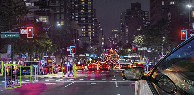 The Owl Thermal Ranger system can detect and discern the difference between cyclists and pedestrians in an urban environment at night. Courtesy of Owl Autonomous Imaging.