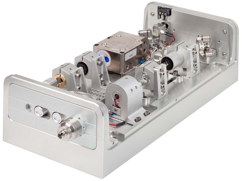 An injection locked amplifier produced by Opton and MOGLabs. Courtesy of Opton Laser International.