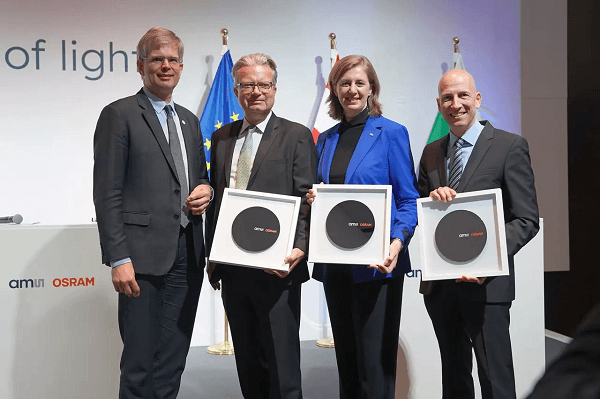 (From left) ams-OSRAM CEO Aldo Kamper alongside Governor of Styria Christoper Drexler, Styrian minister for economic affairs Barbara Eibinger-Miedl, and federal minister of labor and economy Martin Kocher. Courtesy of ams OSRAM.  