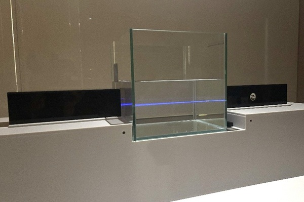 Kyocera's ultra high-speed underwater wireless optical communication technology demonstrated short-range data transmission at 5.2 Gbps. Courtesy of Kyocera Corporation.