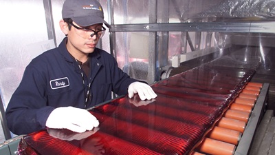 A production line was set up on site during the construction of the National Ignition Facility specifically for the manufacture of the laser glass plates. Courtesy of Fraunhofer ILT.