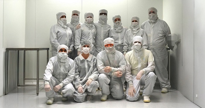 2D Photonics subsidiary CamGraPhIC will utilize its recent funding to fuel an expansion of its workforce and manufacturing capabilities in pursuit of commercializing its graphene-based optical interconnect technology. Courtesy of 2D Photonics.