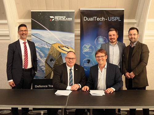 (From left) Defence Trailblazer CEO Sanjay Mazumdar, University of Adelaide pro vice-chancellor and professor Michael Goodsite, HB11 CEO Warren McKenzie, HB11 CTO Sergey Pikuz, and head of Dualtech USPL group professor Miftar Ganija. Courtesy of the University of Adelaide.