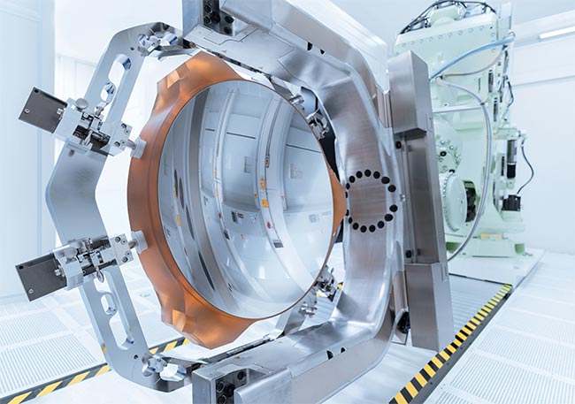Precise mirrors are installed in the optical systems used for high-numerical aperture (NA) extreme-ultraviolet (EUV) technology. Courtesy of ZEISS.
