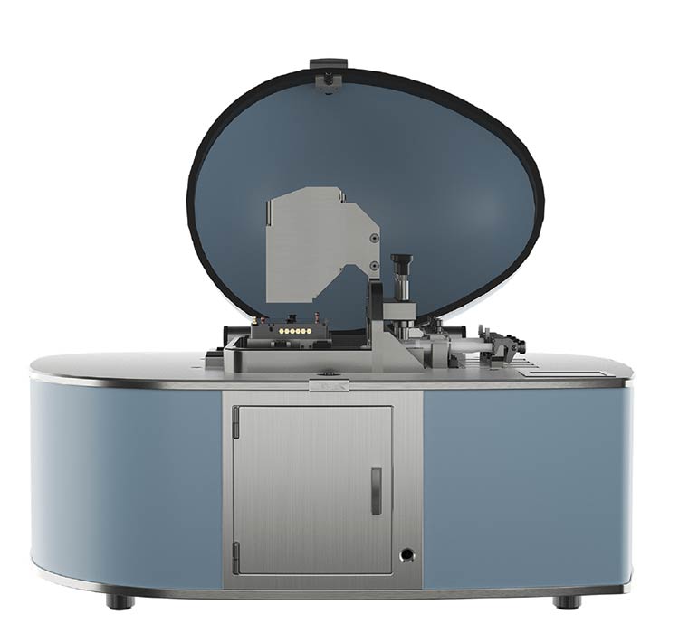 With integrated microfluidic pumps and a large field of view paired with high resolution, iFLUOR is an innovative platform for life sciences studies. Courtesy of D-Tails srl SB.