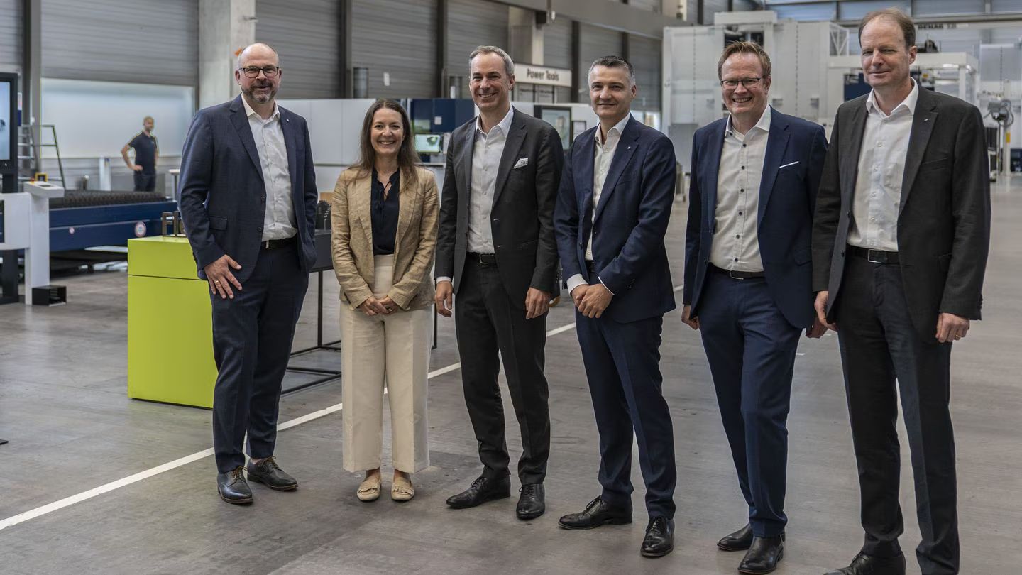 Siemens and TRUMPF Partner on Digital Manufacturing, AI Readiness