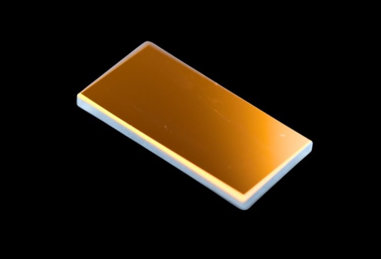 Ultra-Broadband Metallic Mirrors