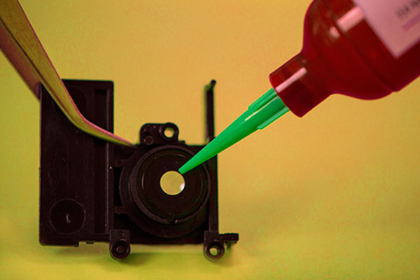 UV System Resists Chemicals