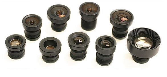 Mini lenses for robotic precision