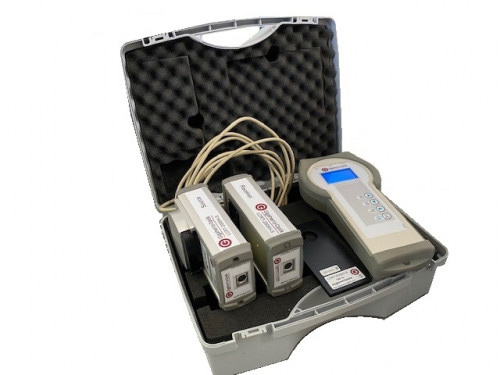Spectral Transmission Measurement Device