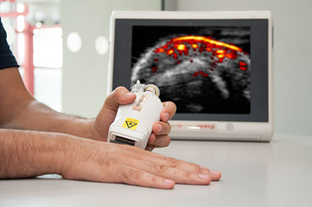 Reduced to the Essentials — Portable Imaging Gets High-Tech